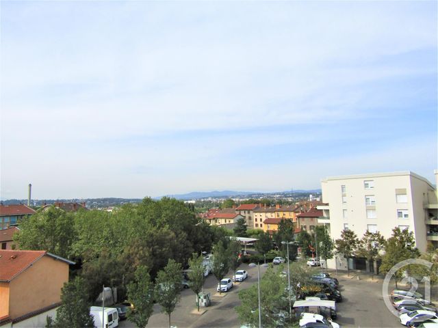 Appartement Duplex &agrave; louer - 3 pi&egrave;ces - 51,39 m2 - St Fons - 69 - RHONE-ALPES