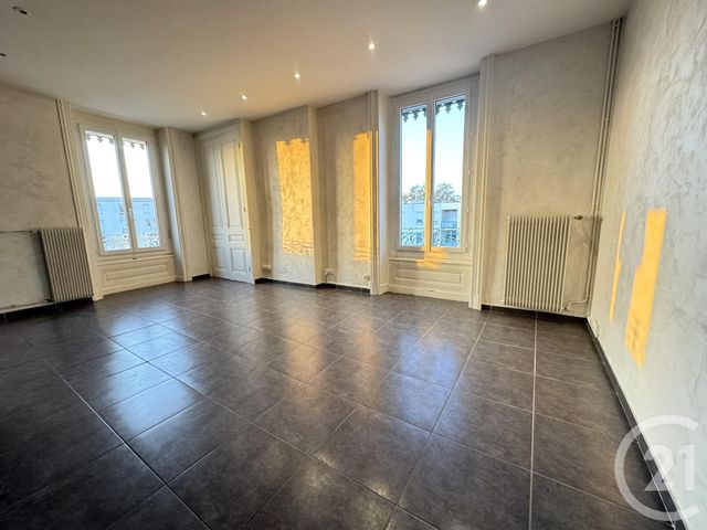 Appartement Duplex &agrave; louer - 3 pi&egrave;ces - 51,39 m2 - St Fons - 69 - RHONE-ALPES