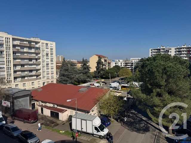 Appartement T3 &agrave; vendre - 3 pi&egrave;ces - 69,72 m2 - St Fons - 69 - RHONE-ALPES