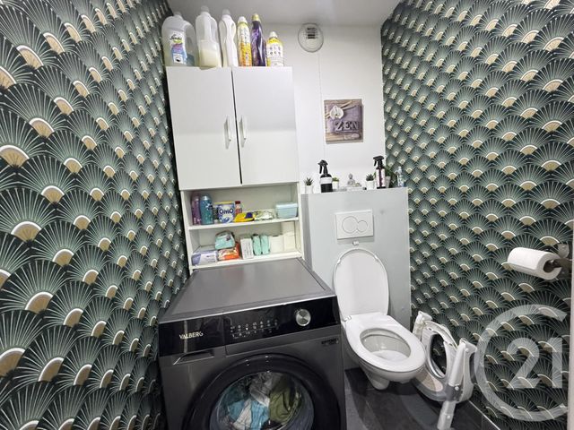 Appartement F5 &agrave; louer - 5 pi&egrave;ces - 93,17 m2 - St Fons - 69 - RHONE-ALPES