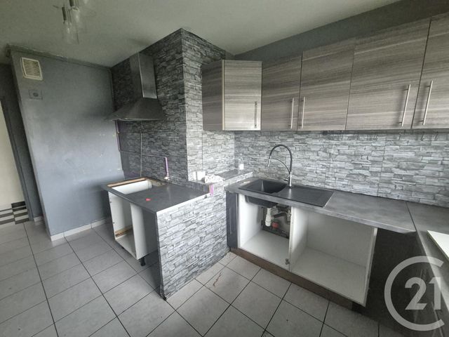Appartement F5 &agrave; vendre - 5 pi&egrave;ces - 95 m2 - Venissieux - 69 - RHONE-ALPES