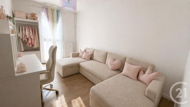 Appartement T4 &agrave; vendre - 4 pi&egrave;ces - 77 m2 - St Fons - 69 - RHONE-ALPES