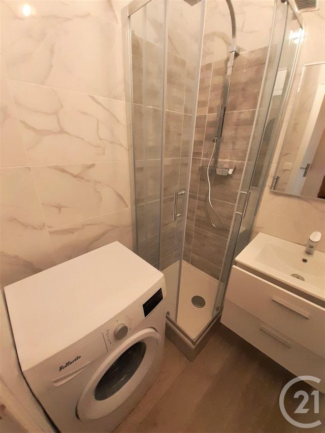 Appartement T2 &agrave; louer - 2 pi&egrave;ces - 41,74 m2 - St Fons - 69 - RHONE-ALPES
