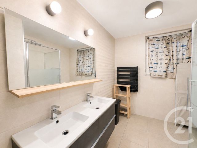 Appartement T3 &agrave; vendre - 3 pi&egrave;ces - 77,87 m2 - Venissieux - 69 - RHONE-ALPES