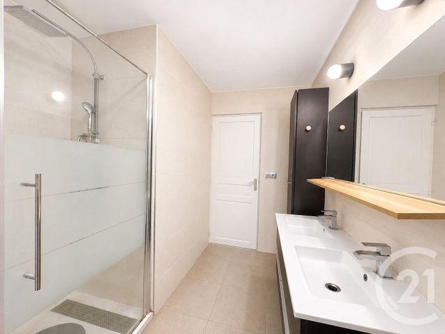 Appartement T3 &agrave; vendre - 3 pi&egrave;ces - 77,87 m2 - Venissieux - 69 - RHONE-ALPES