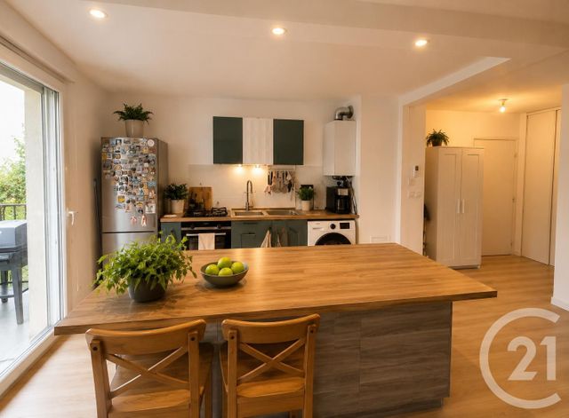 Appartement T3 &agrave; vendre - 3 pi&egrave;ces - 65,05 m2 - St Fons - 69 - RHONE-ALPES