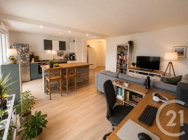 Appartement T3 &agrave; vendre - 3 pi&egrave;ces - 65,05 m2 - St Fons - 69 - RHONE-ALPES