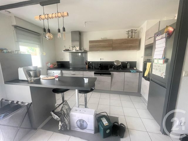 Appartement T3 &agrave; louer - 3 pi&egrave;ces - 65,92 m2 - Venissieux - 69 - RHONE-ALPES