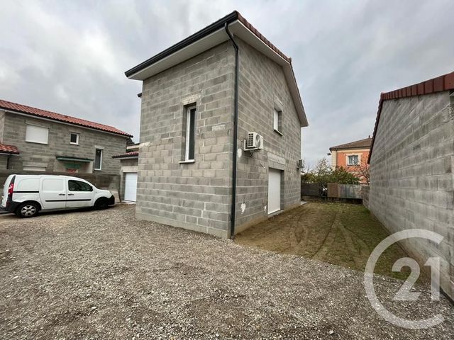 Maison &agrave; louer - 5 pi&egrave;ces - 107,84 m2 - Le Peage De Roussillon - 38 - RHONE-ALPES