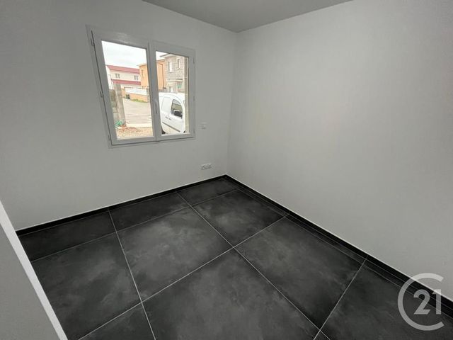 Maison &agrave; louer - 5 pi&egrave;ces - 107,84 m2 - Le Peage De Roussillon - 38 - RHONE-ALPES