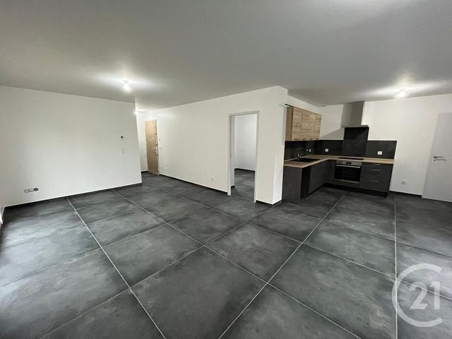 Maison &agrave; louer - 5 pi&egrave;ces - 107,84 m2 - Le Peage De Roussillon - 38 - RHONE-ALPES
