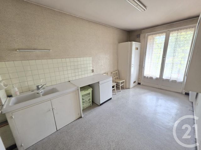 Appartement T4 &agrave; vendre - 4 pi&egrave;ces - 86,50 m2 - St Fons - 69 - RHONE-ALPES