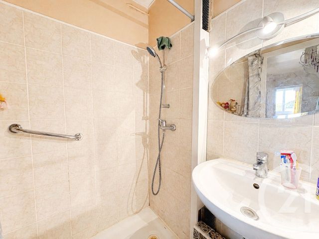 Appartement T3 &agrave; vendre - 3 pi&egrave;ces - 57,05 m2 - St Fons - 69 - RHONE-ALPES