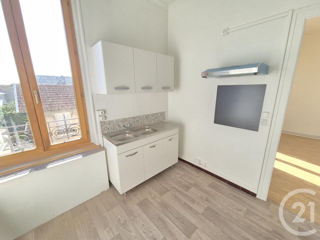 Appartement T2 &agrave; louer - 2 pi&egrave;ces - 35 m2 - St Fons - 69 - RHONE-ALPES
