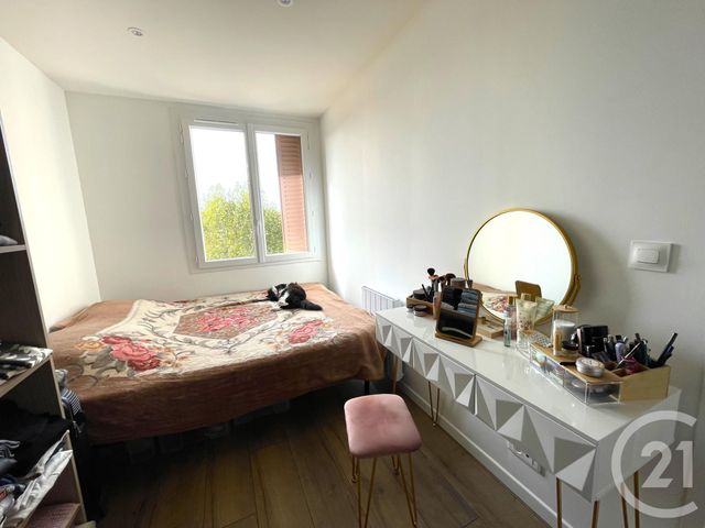 Appartement T3 &agrave; louer - 3 pi&egrave;ces - 53,02 m2 - St Fons - 69 - RHONE-ALPES