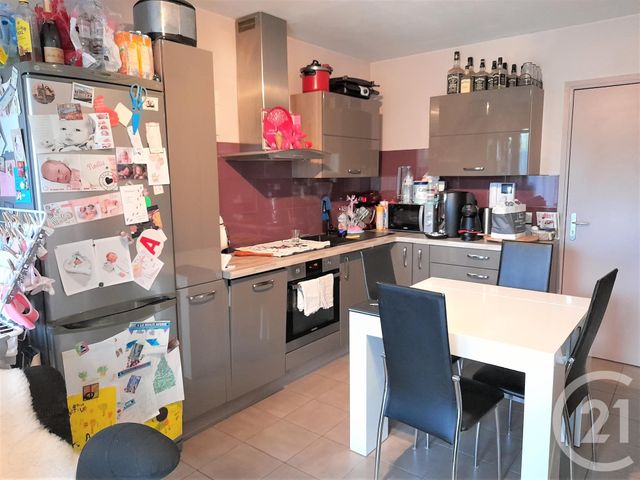 Appartement F2 &agrave; louer - 2 pi&egrave;ces - 42,42 m2 - St Fons - 69 - RHONE-ALPES