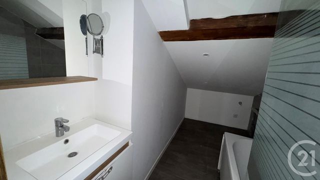 Appartement T3 &agrave; louer - 3 pi&egrave;ces - 37,76 m2 - St Fons - 69 - RHONE-ALPES