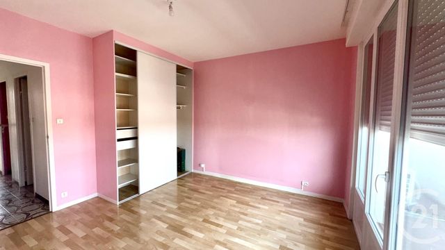 Appartement T3 &agrave; louer - 3 pi&egrave;ces - 75,13 m2 - St Fons - 69 - RHONE-ALPES