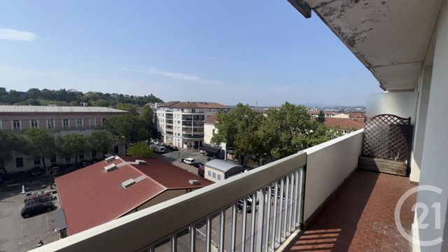 Appartement T3 &agrave; louer - 3 pi&egrave;ces - 75,13 m2 - St Fons - 69 - RHONE-ALPES