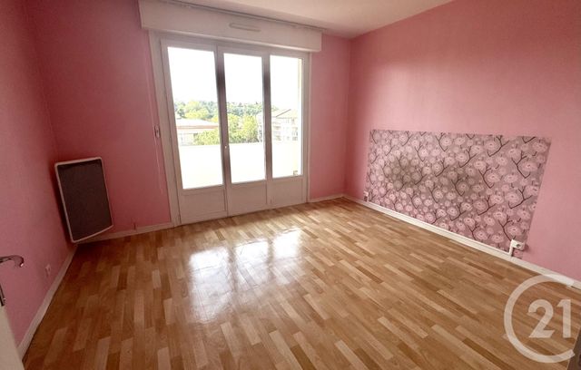 Appartement T3 &agrave; louer - 3 pi&egrave;ces - 75,13 m2 - St Fons - 69 - RHONE-ALPES