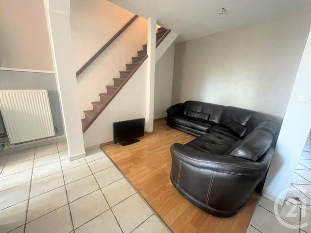 Maison &agrave; louer - 3 pi&egrave;ces - 63,87 m2 - St Fons - 69 - RHONE-ALPES