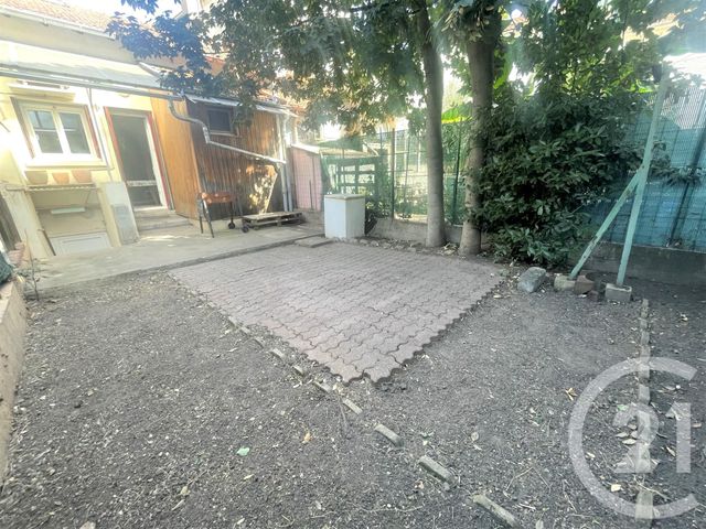 Maison &agrave; louer - 3 pi&egrave;ces - 63,87 m2 - St Fons - 69 - RHONE-ALPES