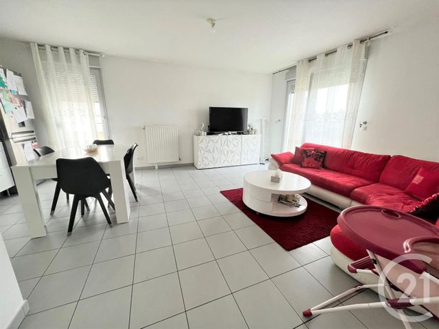 Appartement T4 &agrave; vendre - 4 pi&egrave;ces - 74,07 m2 - Venissieux - 69 - RHONE-ALPES