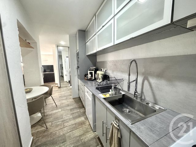 Appartement T5 &agrave; vendre - 5 pi&egrave;ces - 99,70 m2 - St Fons - 69 - RHONE-ALPES