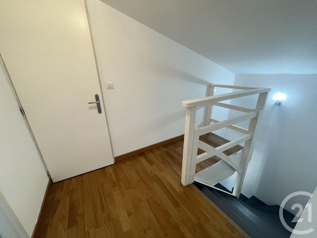 Appartement T4 &agrave; louer - 4 pi&egrave;ces - 65,62 m2 - Irigny - 69 - RHONE-ALPES