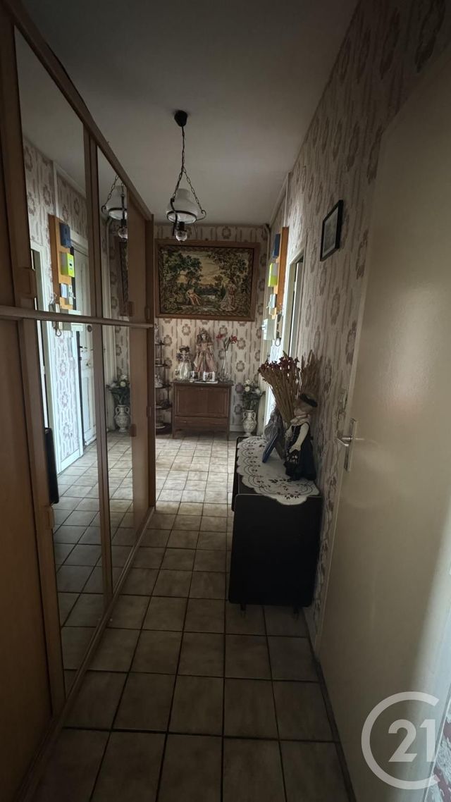 Appartement T3 &agrave; vendre - 3 pi&egrave;ces - 53,80 m2 - St Fons - 69 - RHONE-ALPES