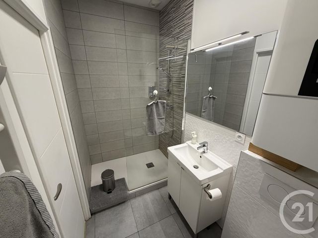 Appartement Studio &agrave; louer - 1 pi&egrave;ce - 34,43 m2 - St Fons - 69 - RHONE-ALPES