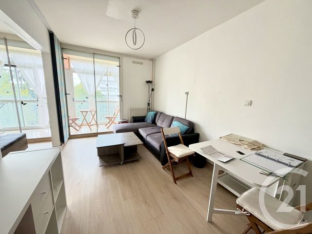 Appartement Studio &agrave; louer - 1 pi&egrave;ce - 40,55 m2 - Venissieux - 69 - RHONE-ALPES