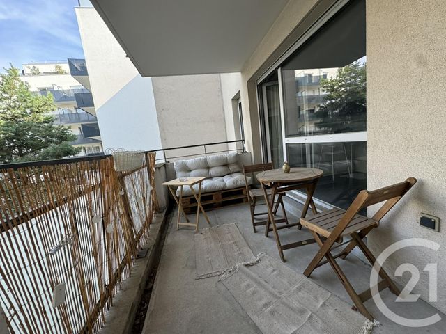 Appartement T2 &agrave; louer - 2 pi&egrave;ces - 45,47 m2 - St Fons - 69 - RHONE-ALPES