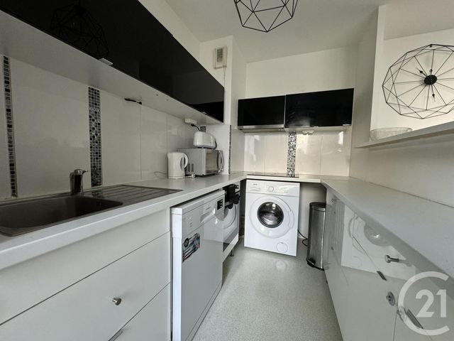 Appartement T2 &agrave; louer - 2 pi&egrave;ces - 45,47 m2 - St Fons - 69 - RHONE-ALPES