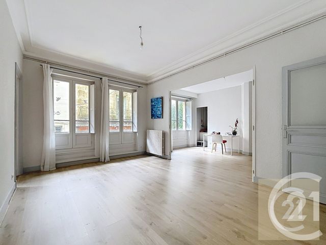 Appartement T3 &agrave; vendre - 3 pi&egrave;ces - 101 m2 - Beziers - 34 - LANGUEDOC-ROUSSILLON