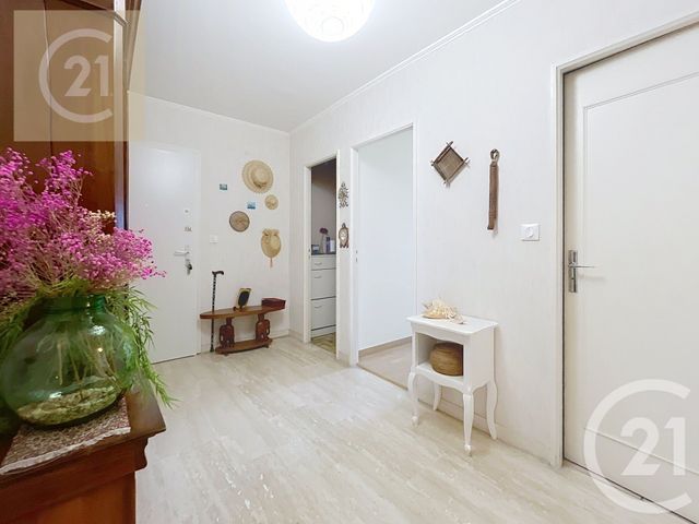 Appartement F4 à vendre - 5 pièces - 105,90 m2 - Beziers - 34 - LANGUEDOC-ROUSSILLON