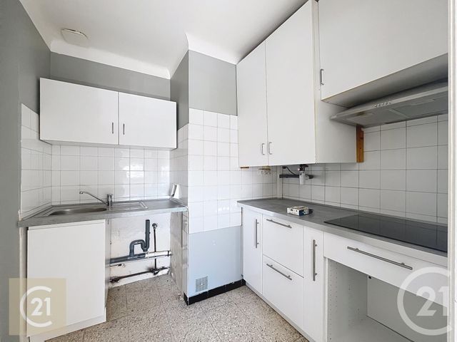 Appartement F3 &agrave; louer - 3 pi&egrave;ces - 57,81 m2 - Beziers - 34 - LANGUEDOC-ROUSSILLON