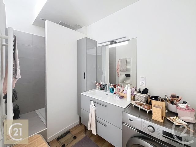 Appartement F3 &agrave; louer - 3 pi&egrave;ces - 52 m2 - Lignan Sur Orb - 34 - LANGUEDOC-ROUSSILLON