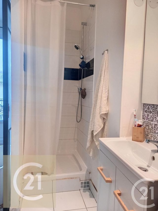 Appartement F2 &agrave; louer - 2 pi&egrave;ces - 33,65 m2 - Beziers - 34 - LANGUEDOC-ROUSSILLON