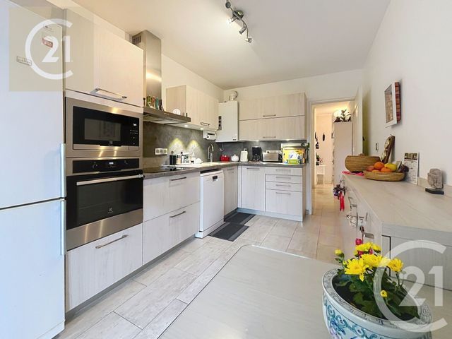 Appartement F4 &agrave; vendre - 5 pi&egrave;ces - 105,90 m2 - Beziers - 34 - LANGUEDOC-ROUSSILLON