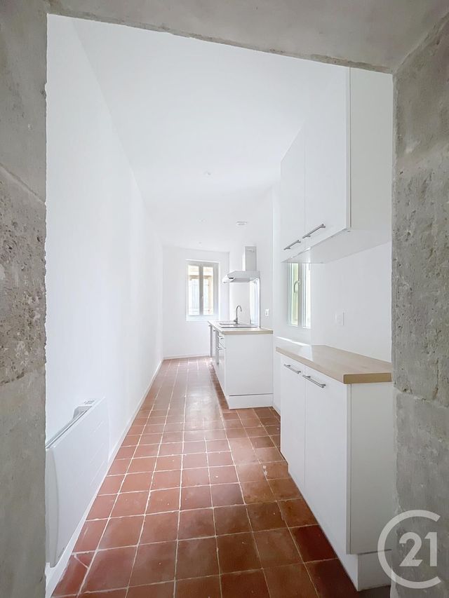 Appartement F3 &agrave; louer - 3 pi&egrave;ces - 74,78 m2 - Beziers - 34 - LANGUEDOC-ROUSSILLON