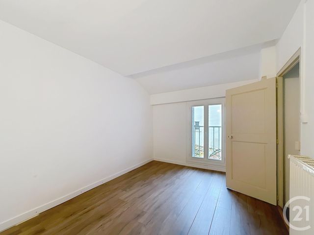 Appartement F3 bis &agrave; louer - 3 pi&egrave;ces - 81,81 m2 - Beziers - 34 - LANGUEDOC-ROUSSILLON