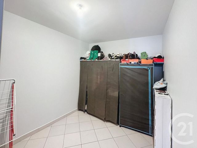 Appartement F1 &agrave; louer - 1 pi&egrave;ce - 40 m2 - Beziers - 34 - LANGUEDOC-ROUSSILLON