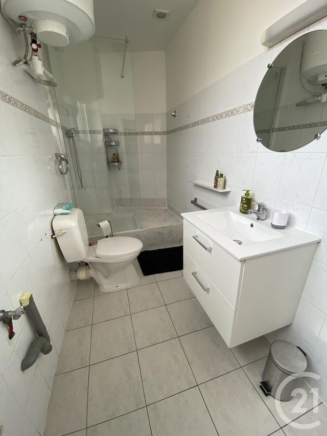 Appartement F2 &agrave; louer - 2 pi&egrave;ces - 34,85 m2 - Beziers - 34 - LANGUEDOC-ROUSSILLON