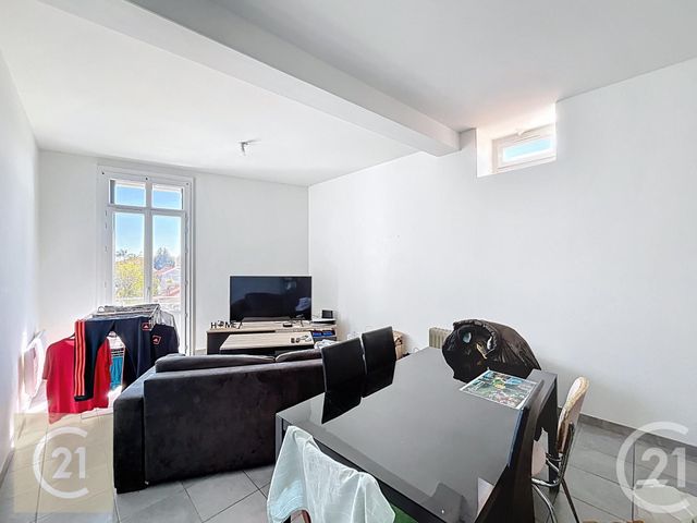 Appartement F2 &agrave; louer - 2 pi&egrave;ces - 48 m2 - Beziers - 34 - LANGUEDOC-ROUSSILLON