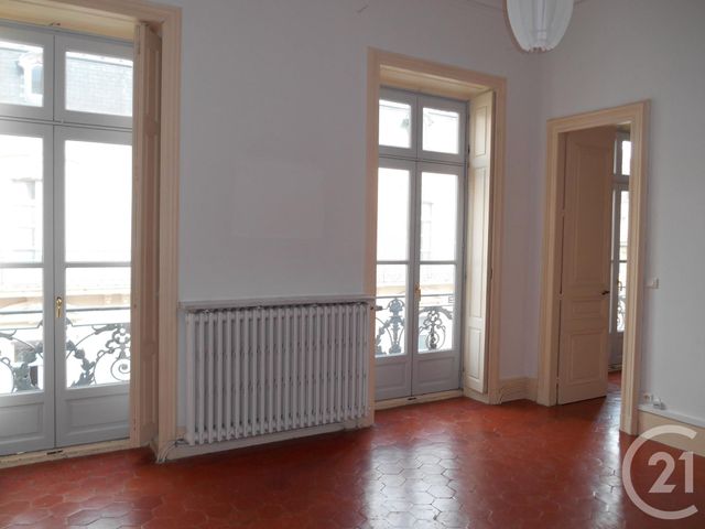 Appartement F4 &agrave; louer - 4 pi&egrave;ces - 98 m2 - Beziers - 34 - LANGUEDOC-ROUSSILLON