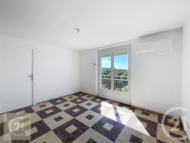 Appartement F4 &agrave; louer - 4 pi&egrave;ces - 62,72 m2 - Beziers - 34 - LANGUEDOC-ROUSSILLON