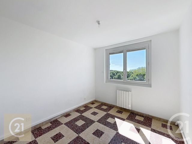 Appartement F4 &agrave; louer - 4 pi&egrave;ces - 62,72 m2 - Beziers - 34 - LANGUEDOC-ROUSSILLON