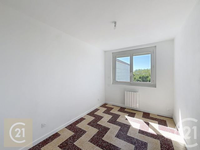 Appartement F4 &agrave; louer - 4 pi&egrave;ces - 62,72 m2 - Beziers - 34 - LANGUEDOC-ROUSSILLON