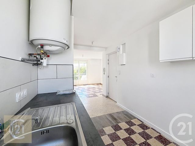 Appartement F4 &agrave; louer - 4 pi&egrave;ces - 62,72 m2 - Beziers - 34 - LANGUEDOC-ROUSSILLON